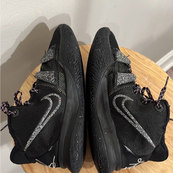 Nike kyrie - Picture 5 of 6